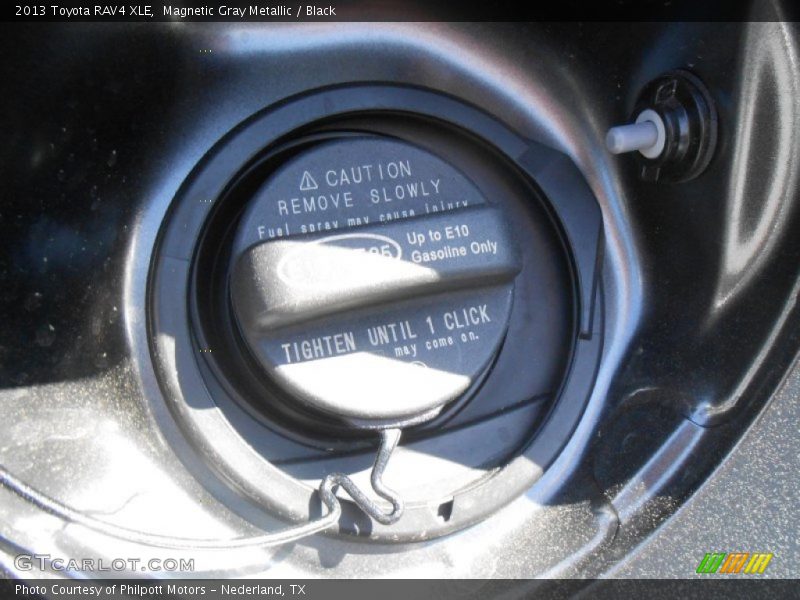 Magnetic Gray Metallic / Black 2013 Toyota RAV4 XLE