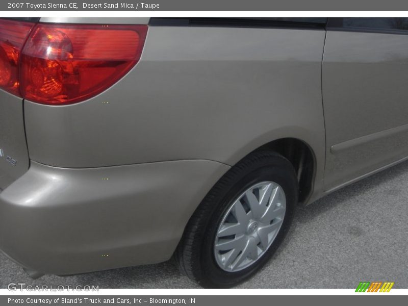 Desert Sand Mica / Taupe 2007 Toyota Sienna CE