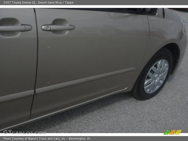 Desert Sand Mica / Taupe 2007 Toyota Sienna CE