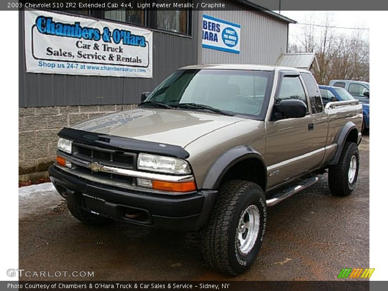 Light Pewter Metallic / Graphite 2003 Chevrolet S10 ZR2 Extended Cab 4x4