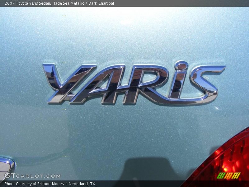 Jade Sea Metallic / Dark Charcoal 2007 Toyota Yaris Sedan