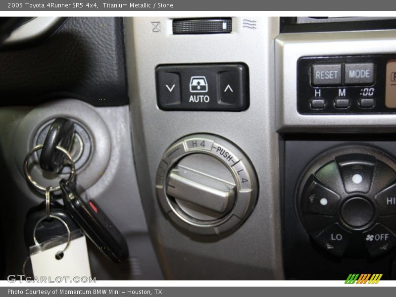 Titanium Metallic / Stone 2005 Toyota 4Runner SR5 4x4