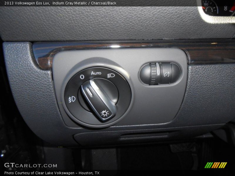 Indium Gray Metallic / Charcoal/Black 2013 Volkswagen Eos Lux