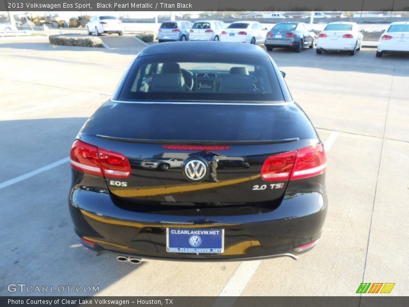 Black Pearl Metallic / Titan Black 2013 Volkswagen Eos Sport