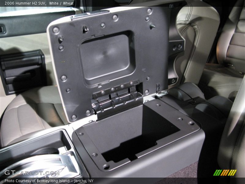 White / Wheat 2006 Hummer H2 SUV