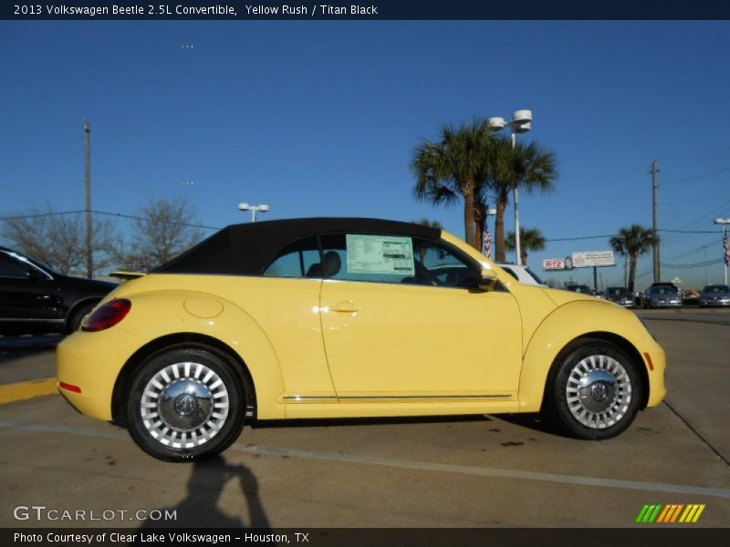 Yellow Rush / Titan Black 2013 Volkswagen Beetle 2.5L Convertible