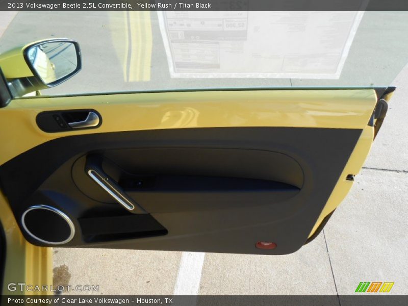 Yellow Rush / Titan Black 2013 Volkswagen Beetle 2.5L Convertible