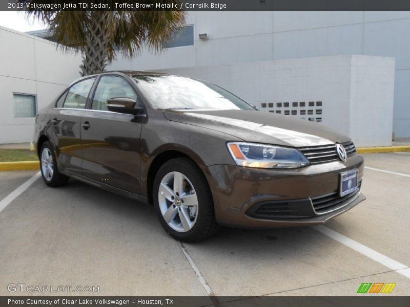 Toffee Brown Metallic / Cornsilk Beige 2013 Volkswagen Jetta TDI Sedan