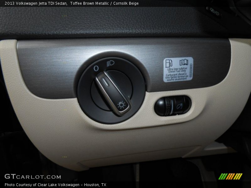 Toffee Brown Metallic / Cornsilk Beige 2013 Volkswagen Jetta TDI Sedan
