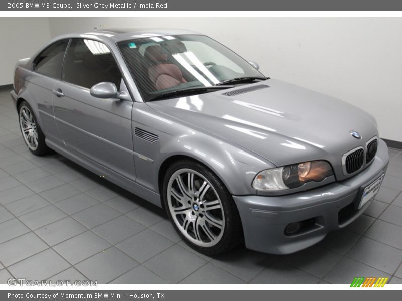Front 3/4 View of 2005 M3 Coupe