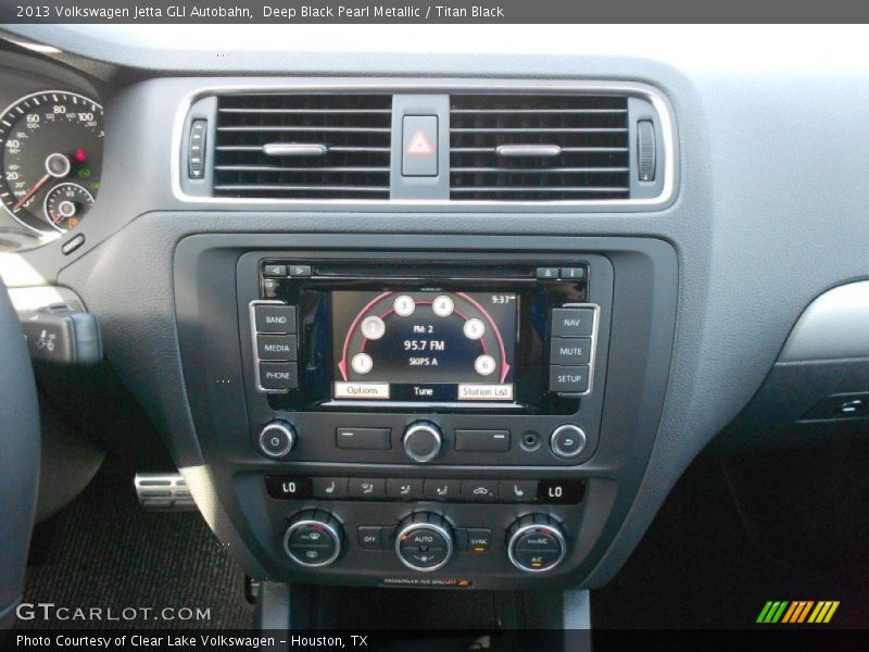 Controls of 2013 Jetta GLI Autobahn