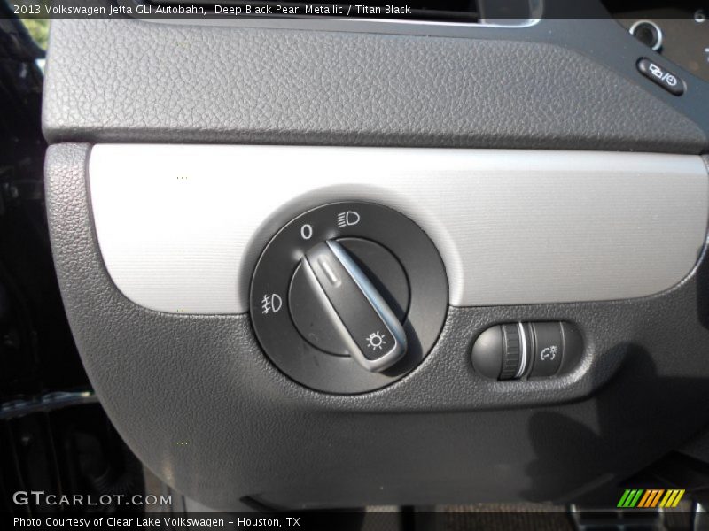 Controls of 2013 Jetta GLI Autobahn