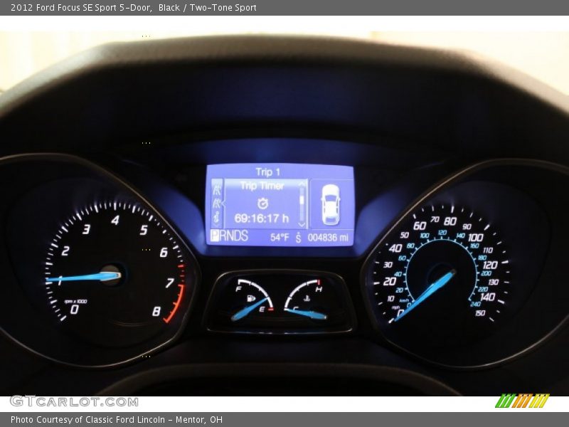 Black / Two-Tone Sport 2012 Ford Focus SE Sport 5-Door
