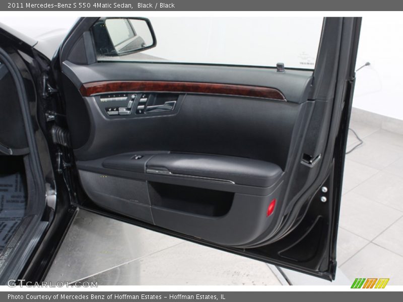 Black / Black 2011 Mercedes-Benz S 550 4Matic Sedan