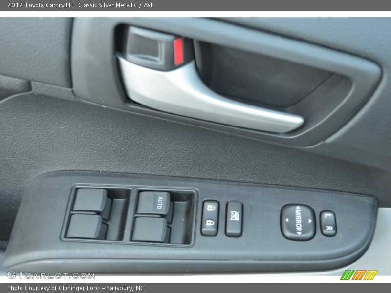 Classic Silver Metallic / Ash 2012 Toyota Camry LE