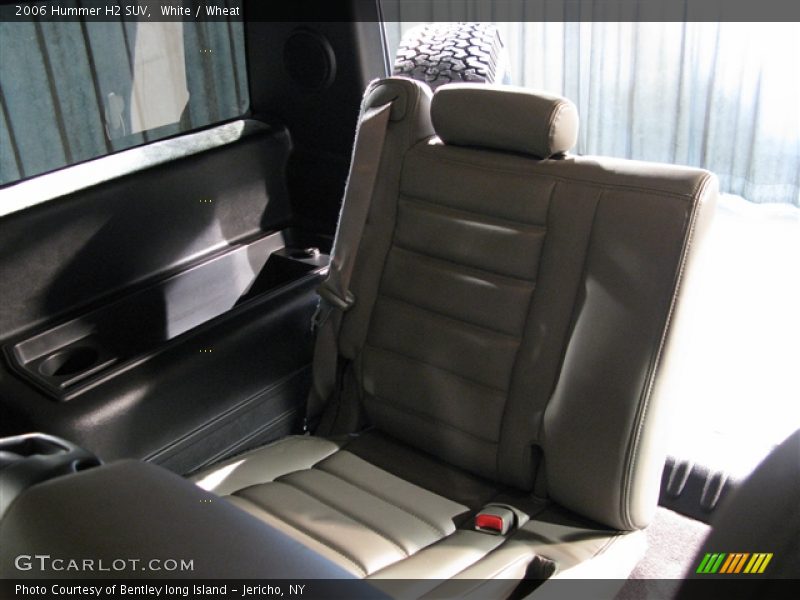 White / Wheat 2006 Hummer H2 SUV