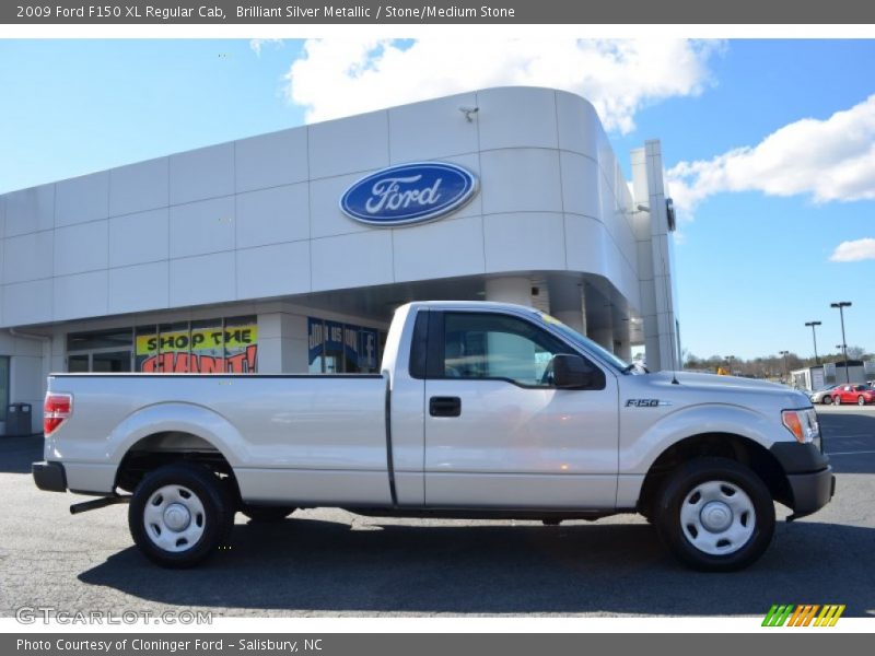 Brilliant Silver Metallic / Stone/Medium Stone 2009 Ford F150 XL Regular Cab