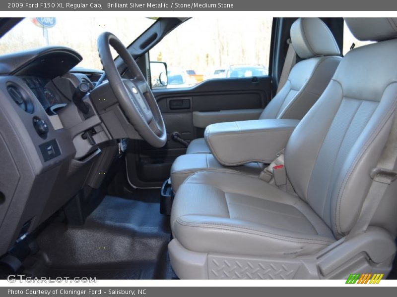 Brilliant Silver Metallic / Stone/Medium Stone 2009 Ford F150 XL Regular Cab