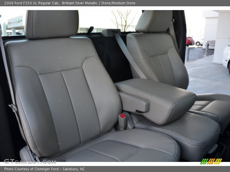 Front Seat of 2009 F150 XL Regular Cab