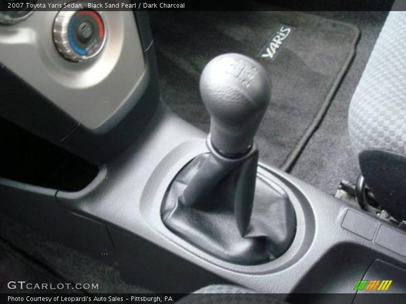 Black Sand Pearl / Dark Charcoal 2007 Toyota Yaris Sedan