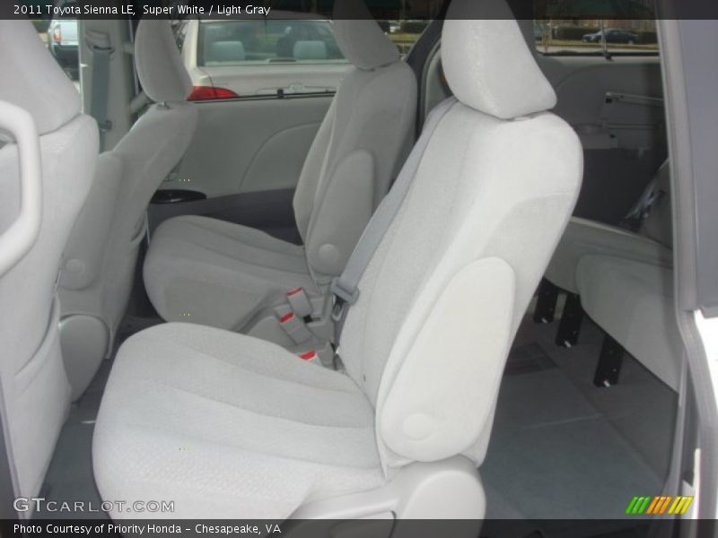Super White / Light Gray 2011 Toyota Sienna LE
