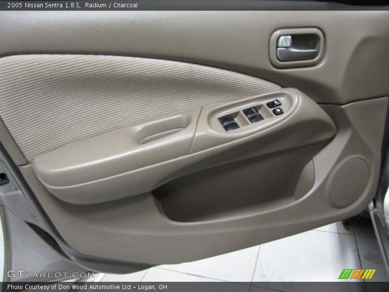 Radium / Charcoal 2005 Nissan Sentra 1.8 S