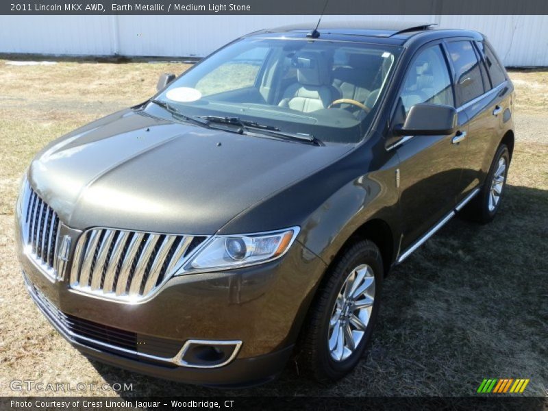 Front 3/4 View of 2011 MKX AWD