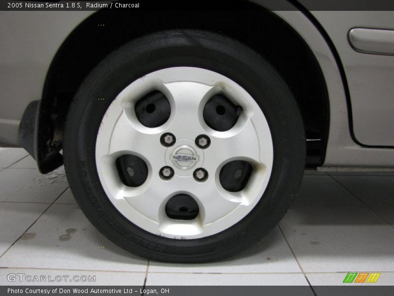 Radium / Charcoal 2005 Nissan Sentra 1.8 S