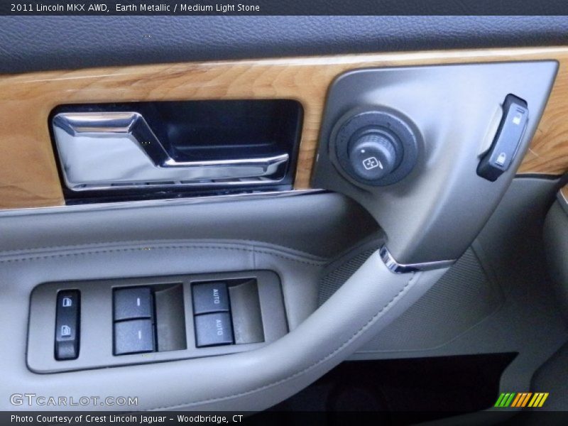 Controls of 2011 MKX AWD