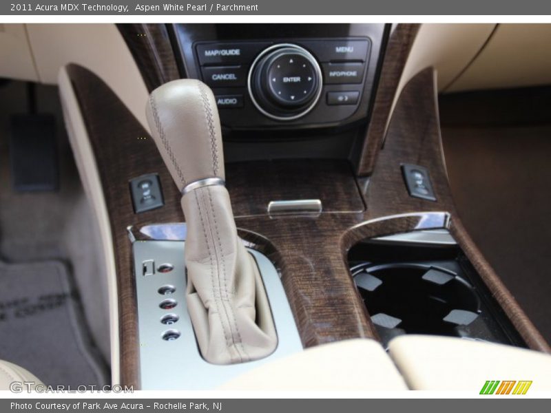 Aspen White Pearl / Parchment 2011 Acura MDX Technology
