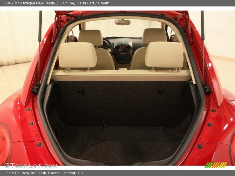 Salsa Red / Cream 2007 Volkswagen New Beetle 2.5 Coupe