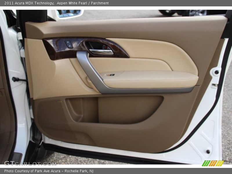 Aspen White Pearl / Parchment 2011 Acura MDX Technology
