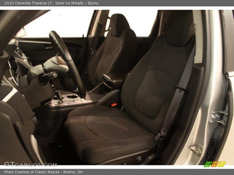 Silver Ice Metallic / Ebony 2010 Chevrolet Traverse LT