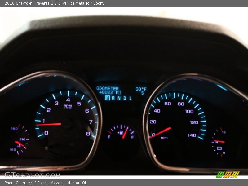 Silver Ice Metallic / Ebony 2010 Chevrolet Traverse LT