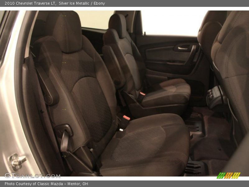Silver Ice Metallic / Ebony 2010 Chevrolet Traverse LT