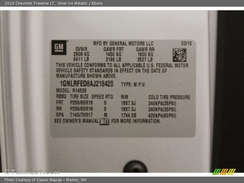 Silver Ice Metallic / Ebony 2010 Chevrolet Traverse LT