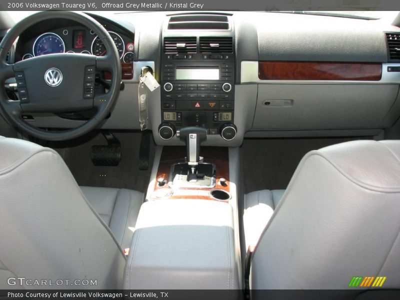 Offroad Grey Metallic / Kristal Grey 2006 Volkswagen Touareg V6