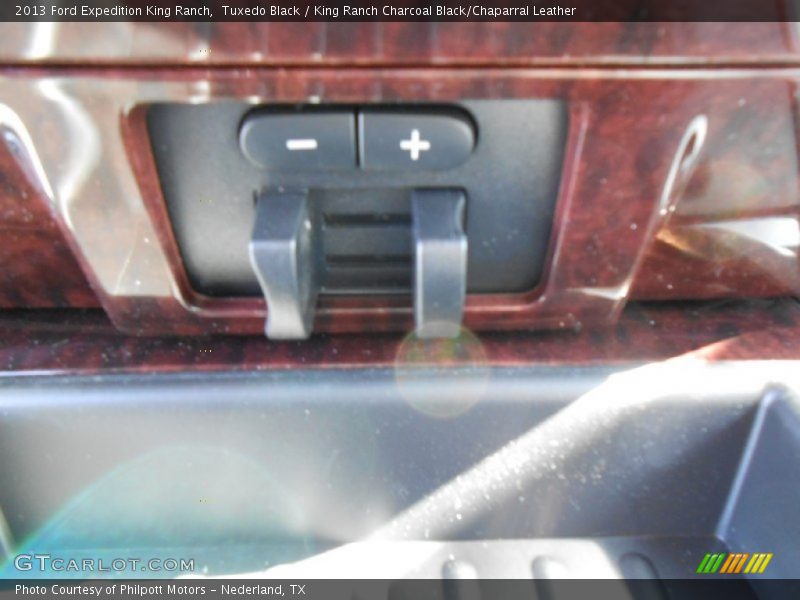 Tuxedo Black / King Ranch Charcoal Black/Chaparral Leather 2013 Ford Expedition King Ranch