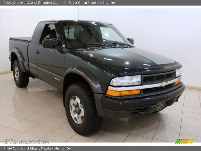 Forest Green Metallic / Graphite 2001 Chevrolet S10 LS Extended Cab 4x4