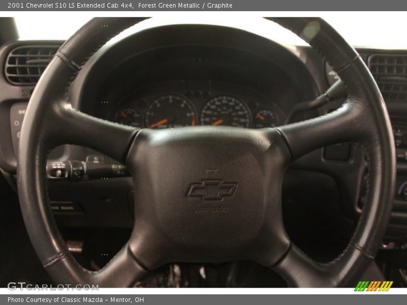 Forest Green Metallic / Graphite 2001 Chevrolet S10 LS Extended Cab 4x4