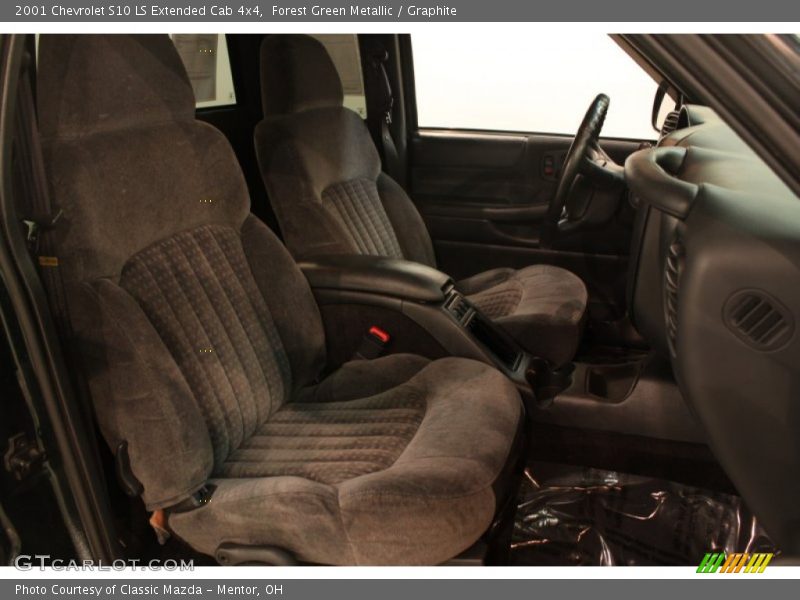 Forest Green Metallic / Graphite 2001 Chevrolet S10 LS Extended Cab 4x4