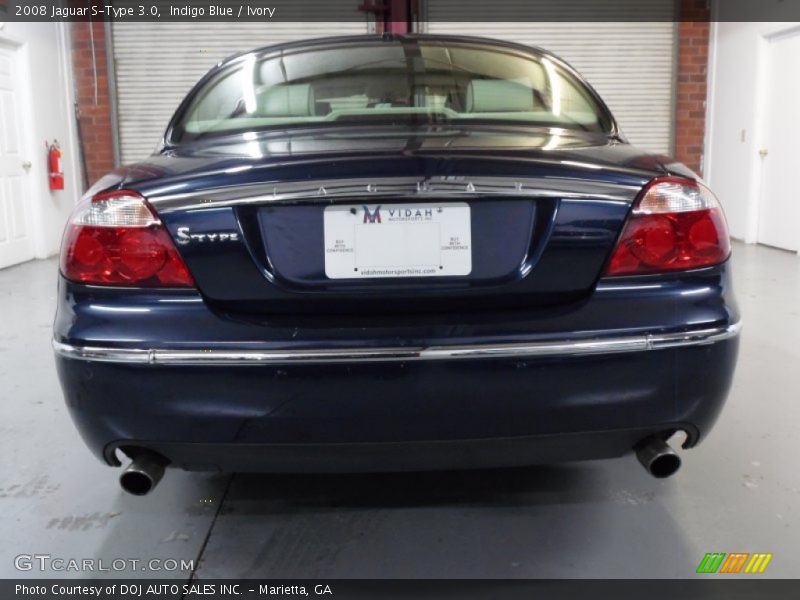 Indigo Blue / Ivory 2008 Jaguar S-Type 3.0
