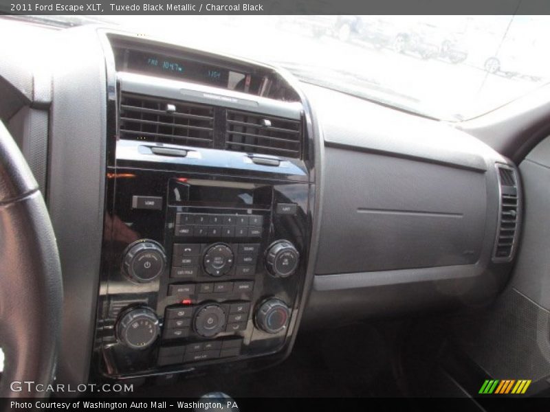 Tuxedo Black Metallic / Charcoal Black 2011 Ford Escape XLT
