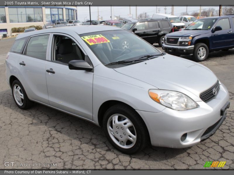 Silver Streak Mica / Dark Gray 2005 Toyota Matrix