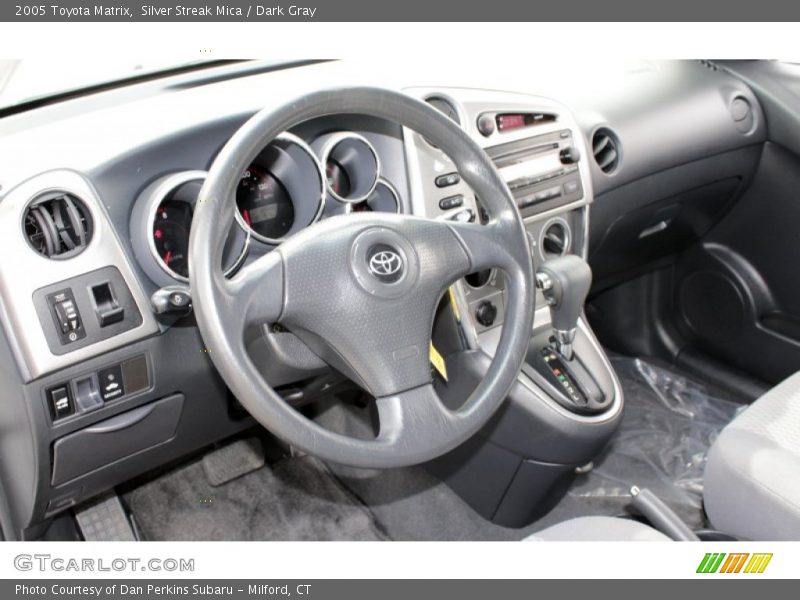 Silver Streak Mica / Dark Gray 2005 Toyota Matrix