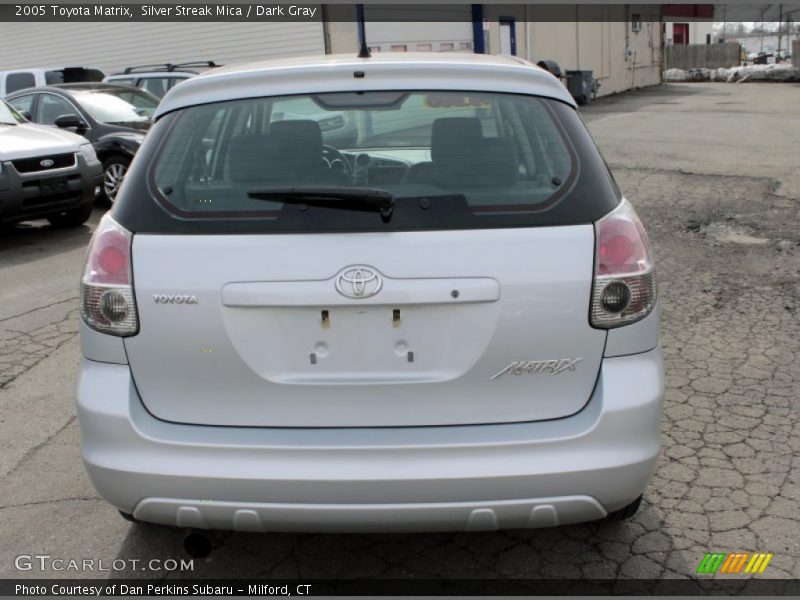 Silver Streak Mica / Dark Gray 2005 Toyota Matrix