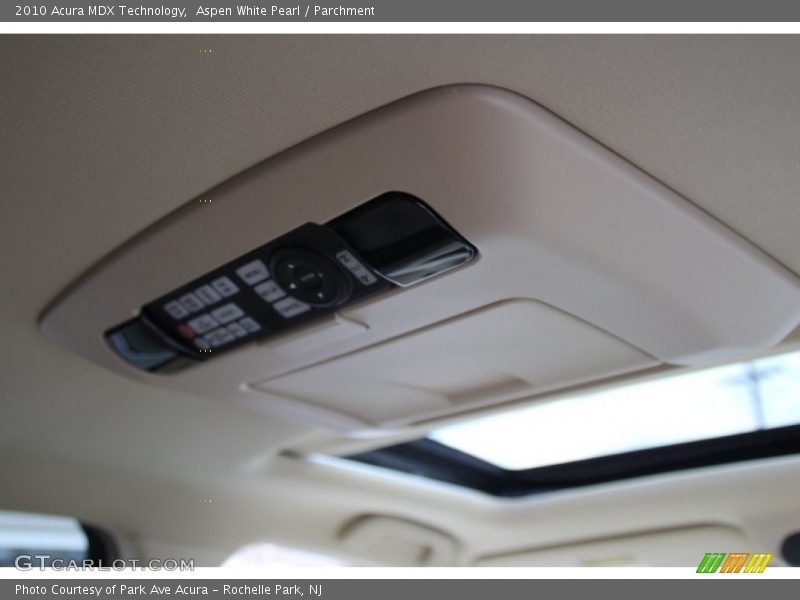 Aspen White Pearl / Parchment 2010 Acura MDX Technology