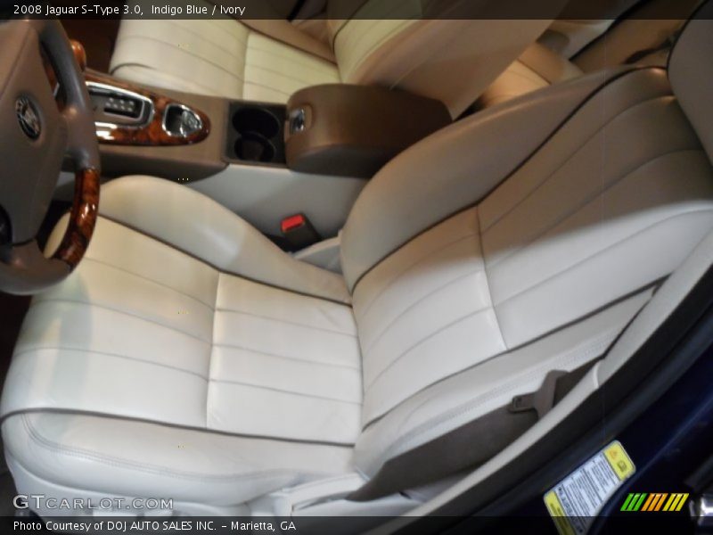 Indigo Blue / Ivory 2008 Jaguar S-Type 3.0