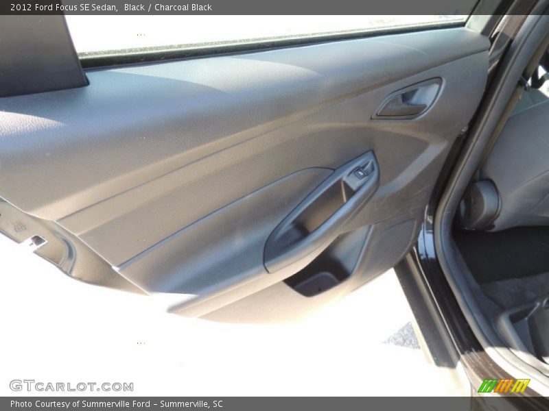 Black / Charcoal Black 2012 Ford Focus SE Sedan