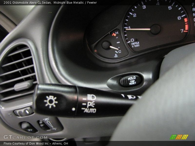 Controls of 2001 Alero GL Sedan